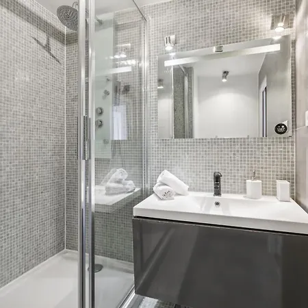 Madeleine & Champs-elysees - 2br - Vacation