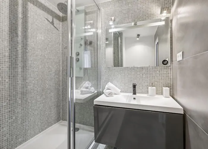 Madeleine & Champs-elysees - 2br - Vacation